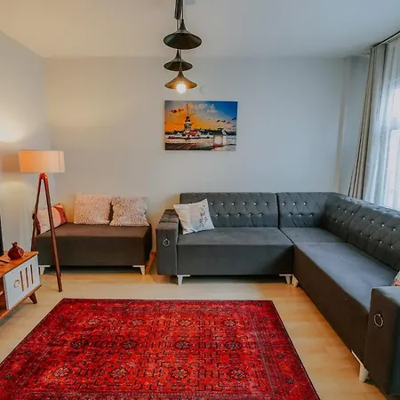 Modern Designed Cosy Suite, Whole With 2 Bedrooms Apartment *